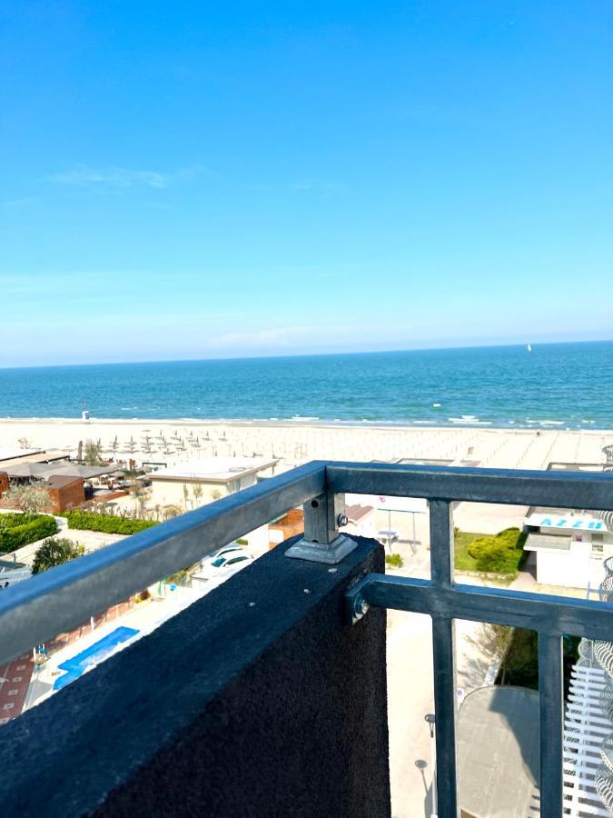 Hotel B&B Montecarlo Milano Marittima Bagian luar foto