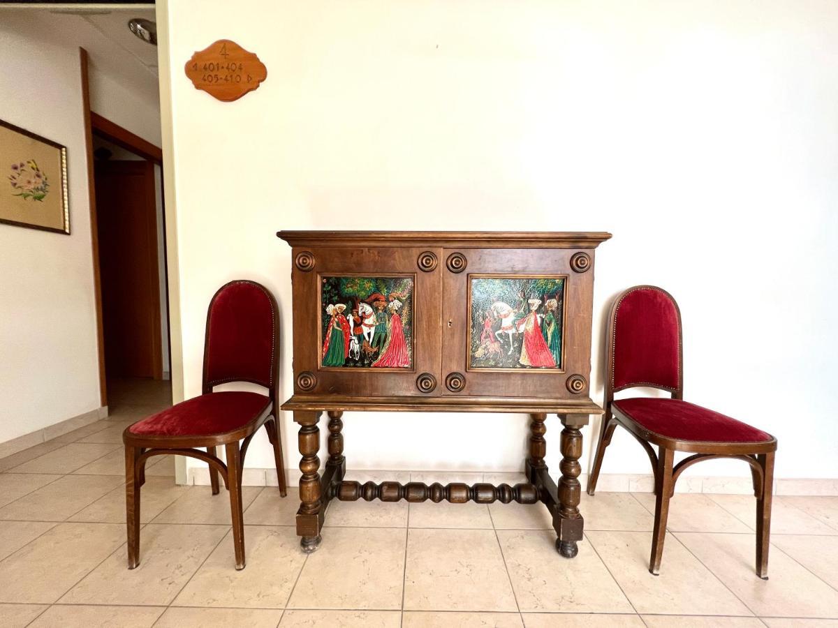 Hotel B&B Montecarlo Milano Marittima Bagian luar foto