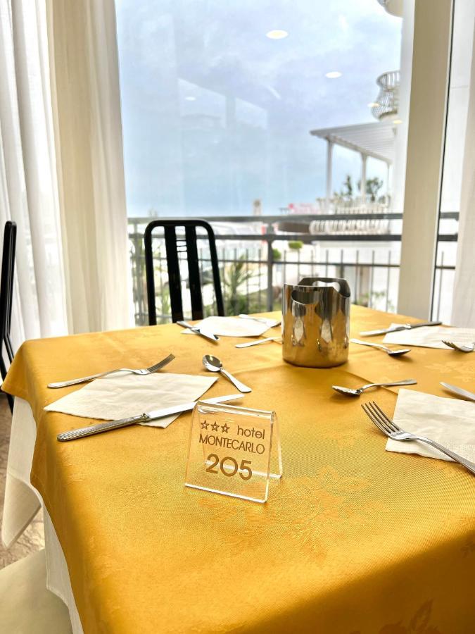 Hotel B&B Montecarlo Milano Marittima Bagian luar foto