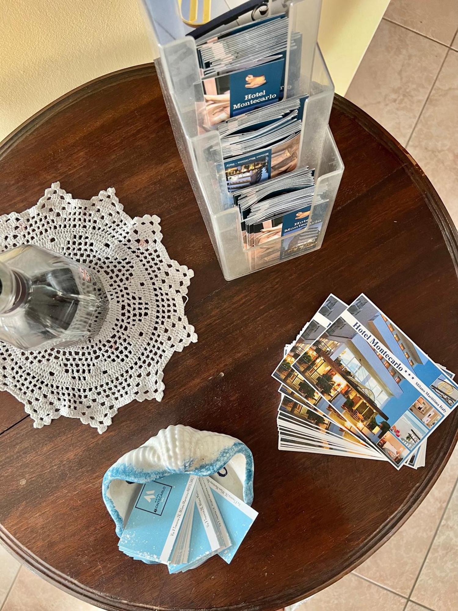 Hotel B&B Montecarlo Milano Marittima Bagian luar foto